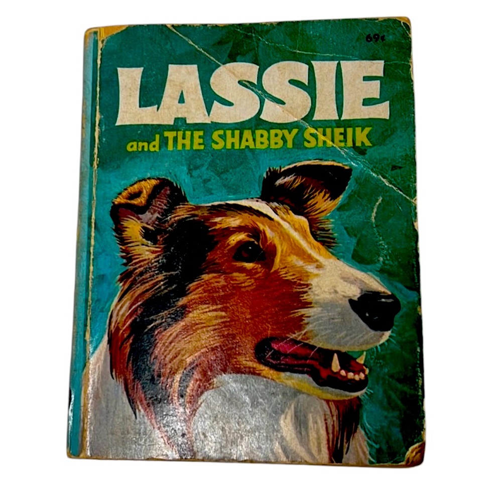 Vintage Lassie and The Shabby Sheik paperback book